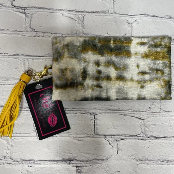 NWT Mini Makeup Junkie Cosmetics Travel Bag Fog Lights Boutique - Picture 4 of 4